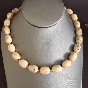 Joan‎ Rivers Beaded Necklace